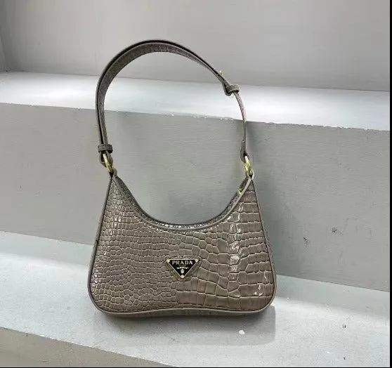 𝐏 Kelly Kelly bag