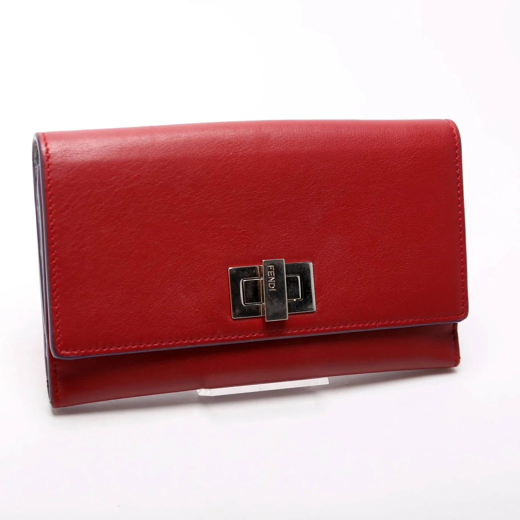 8M0308 Peekaboo Long Wallet