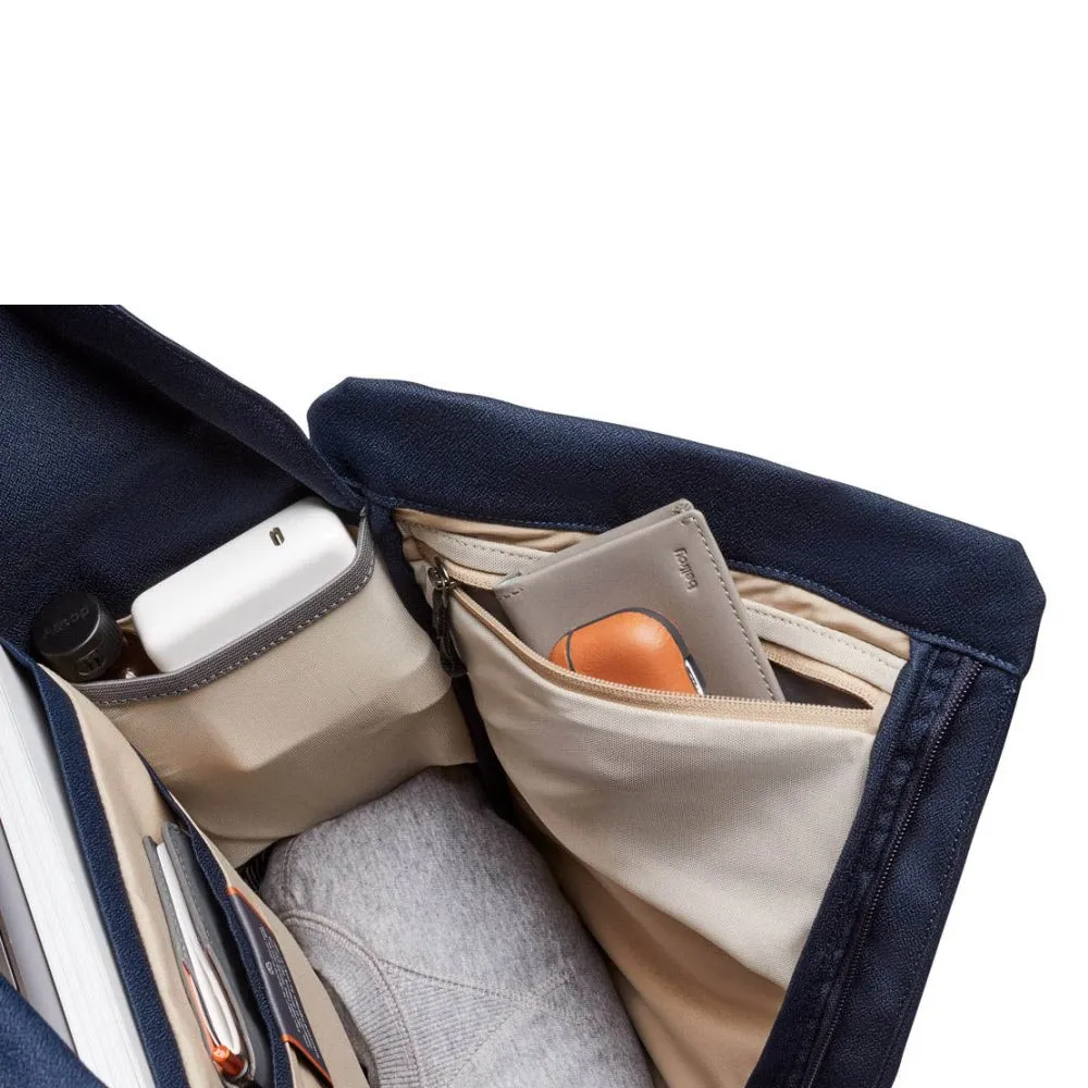 Bellroy Melbourne in Navy
