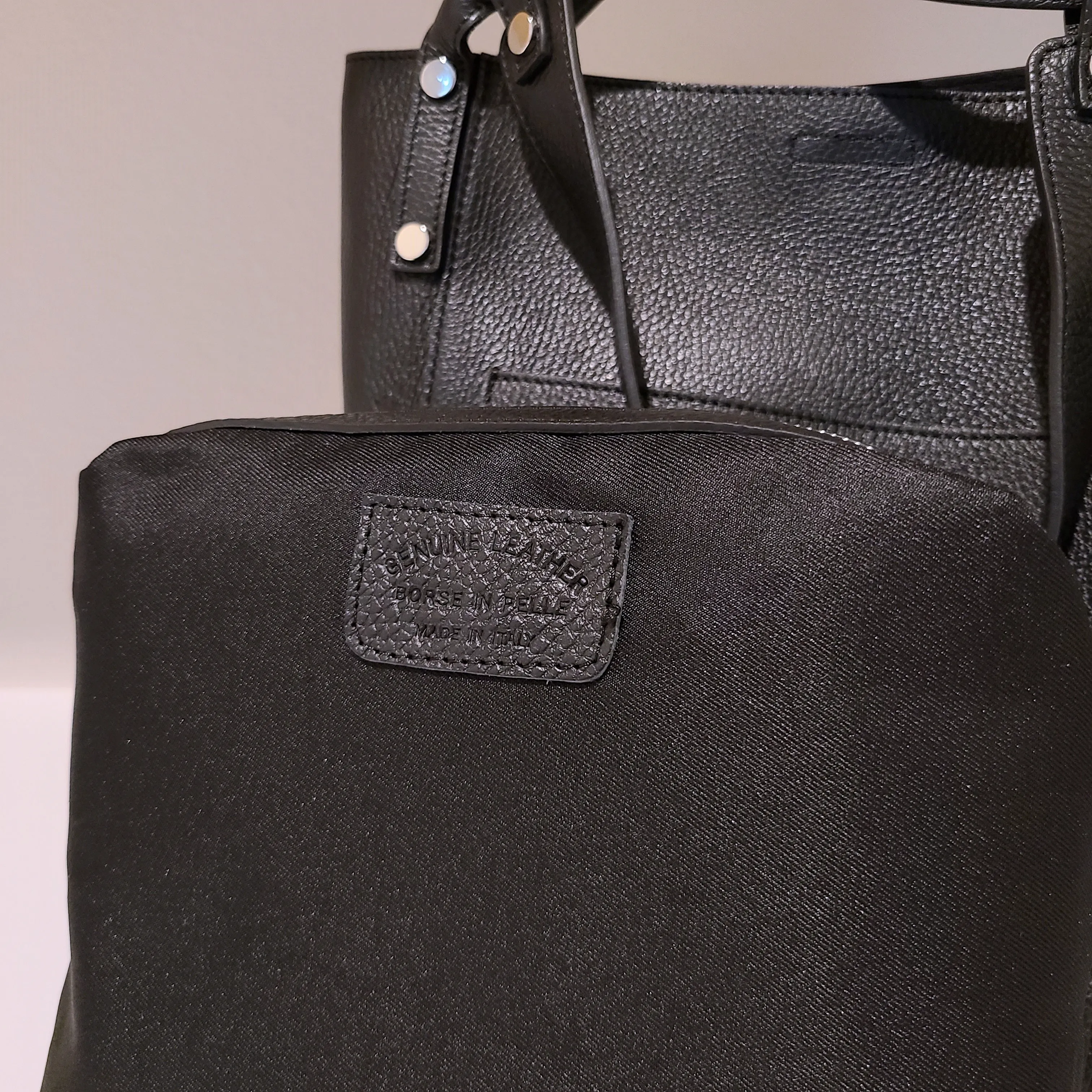 Carro Positano Italy Italian Leather Bucket bag Inner pouch included