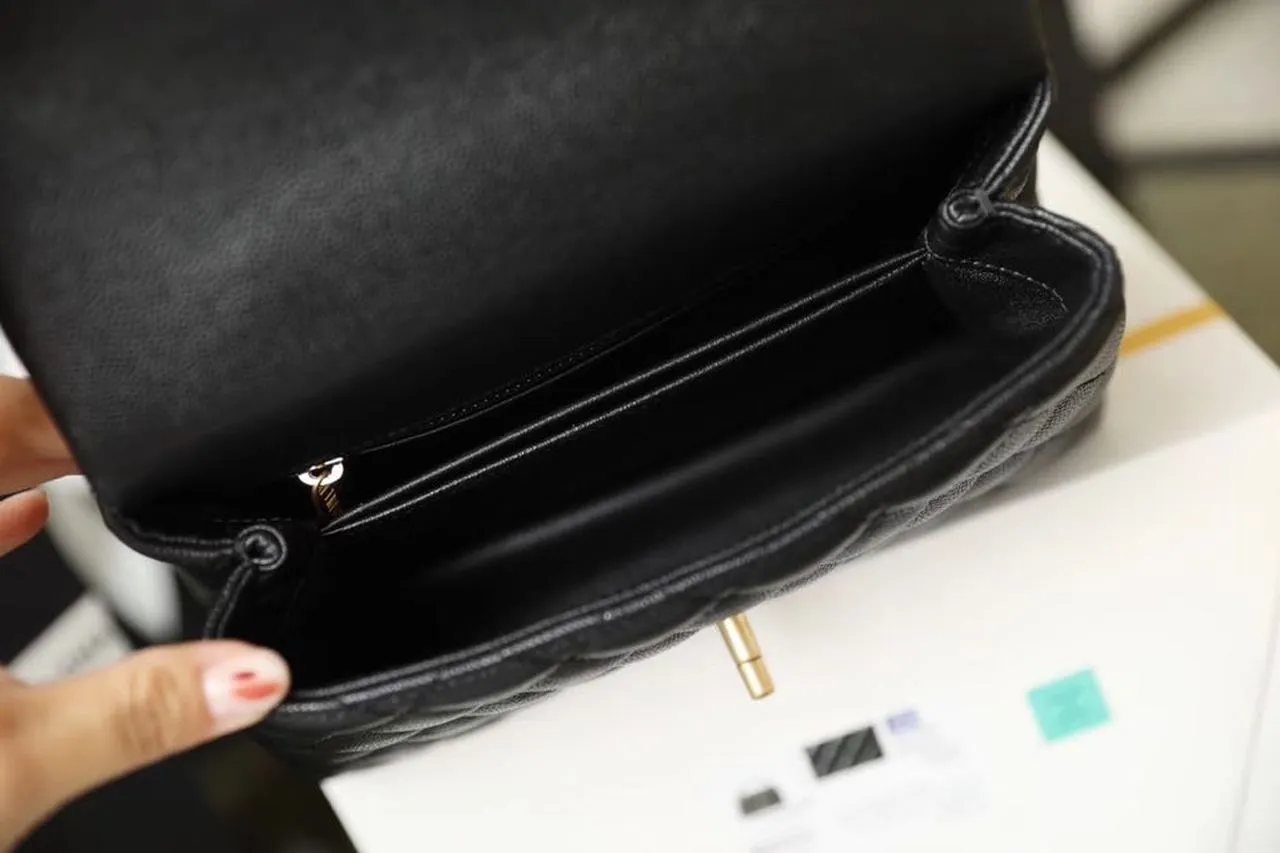 CHLMedium Flap Bag With Top Handle Black For Women, Women’s Handbags, Shoulder And Crossbody Bags 9in/23cm A92990