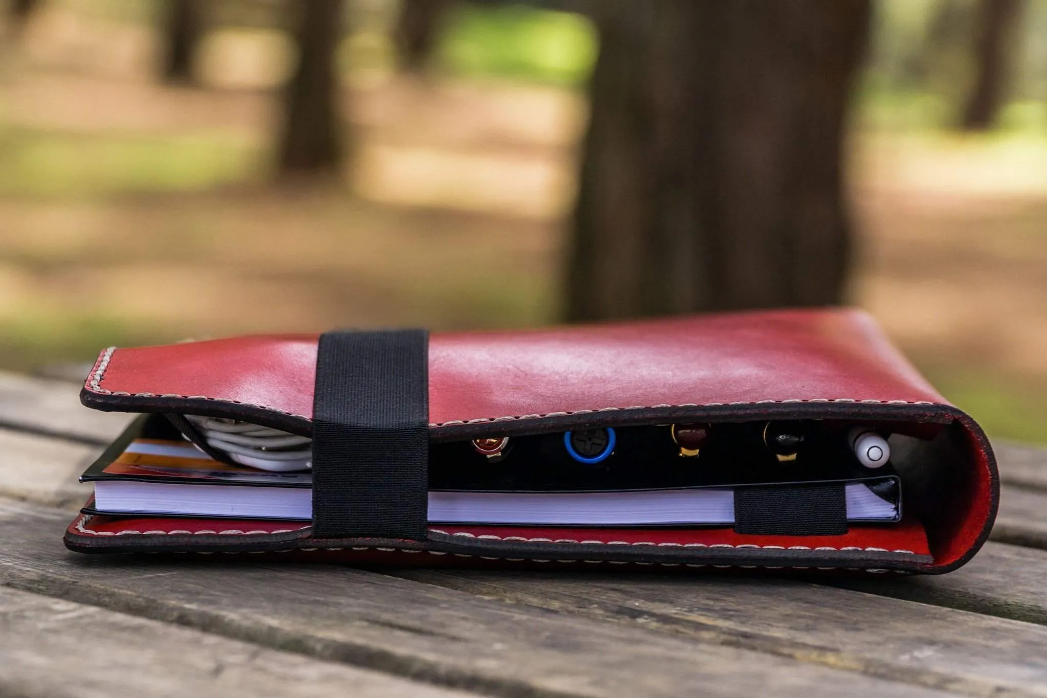 Leuchtturm1917 A4 - A4  Leather Cover Portfolio - Red