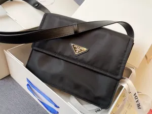 PD211 Small Padded Re-Nylon Shoulder Bag / 9x4.1x7.3inch