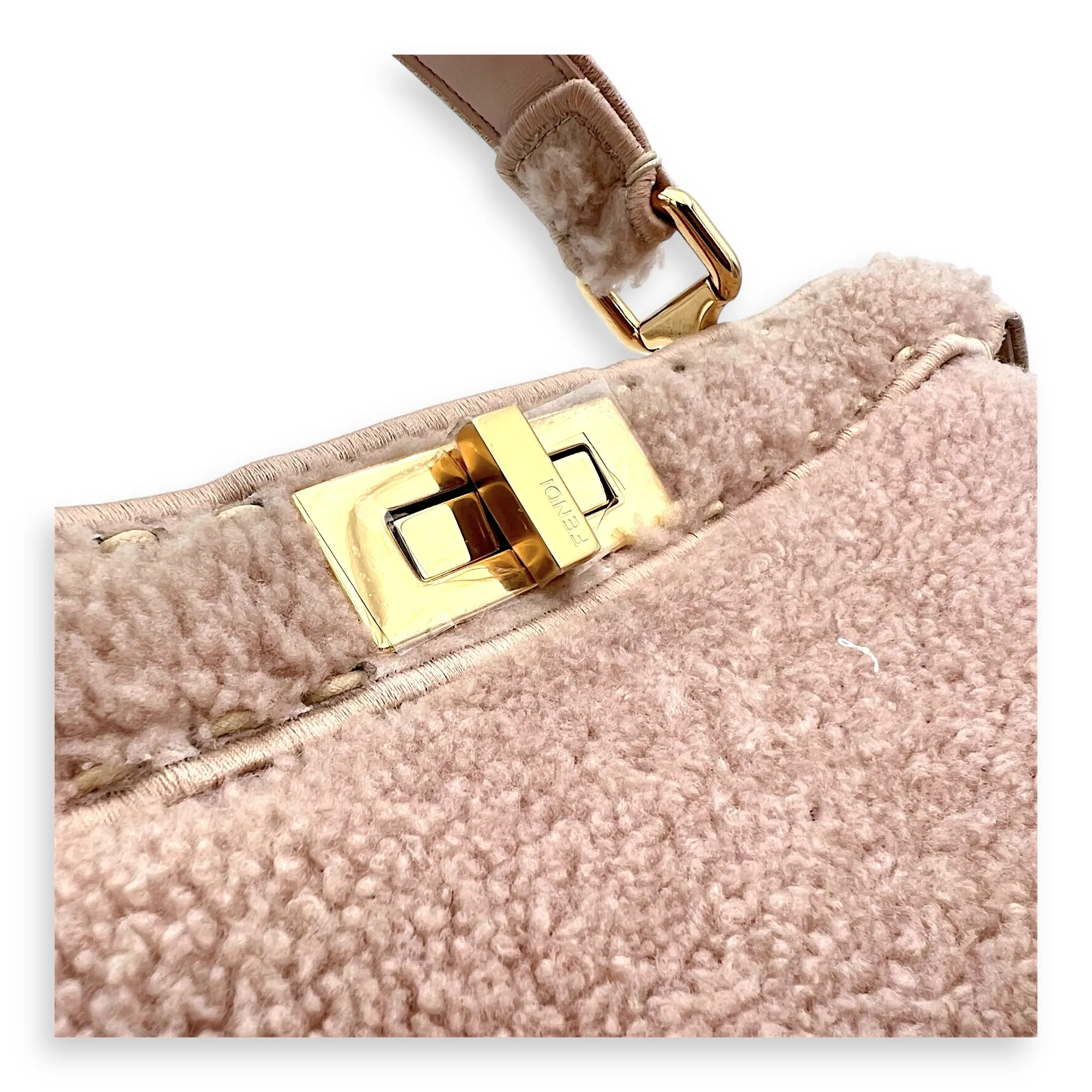 Peekaboo Beige Top Handle Bag in Shearling, Gold hardware