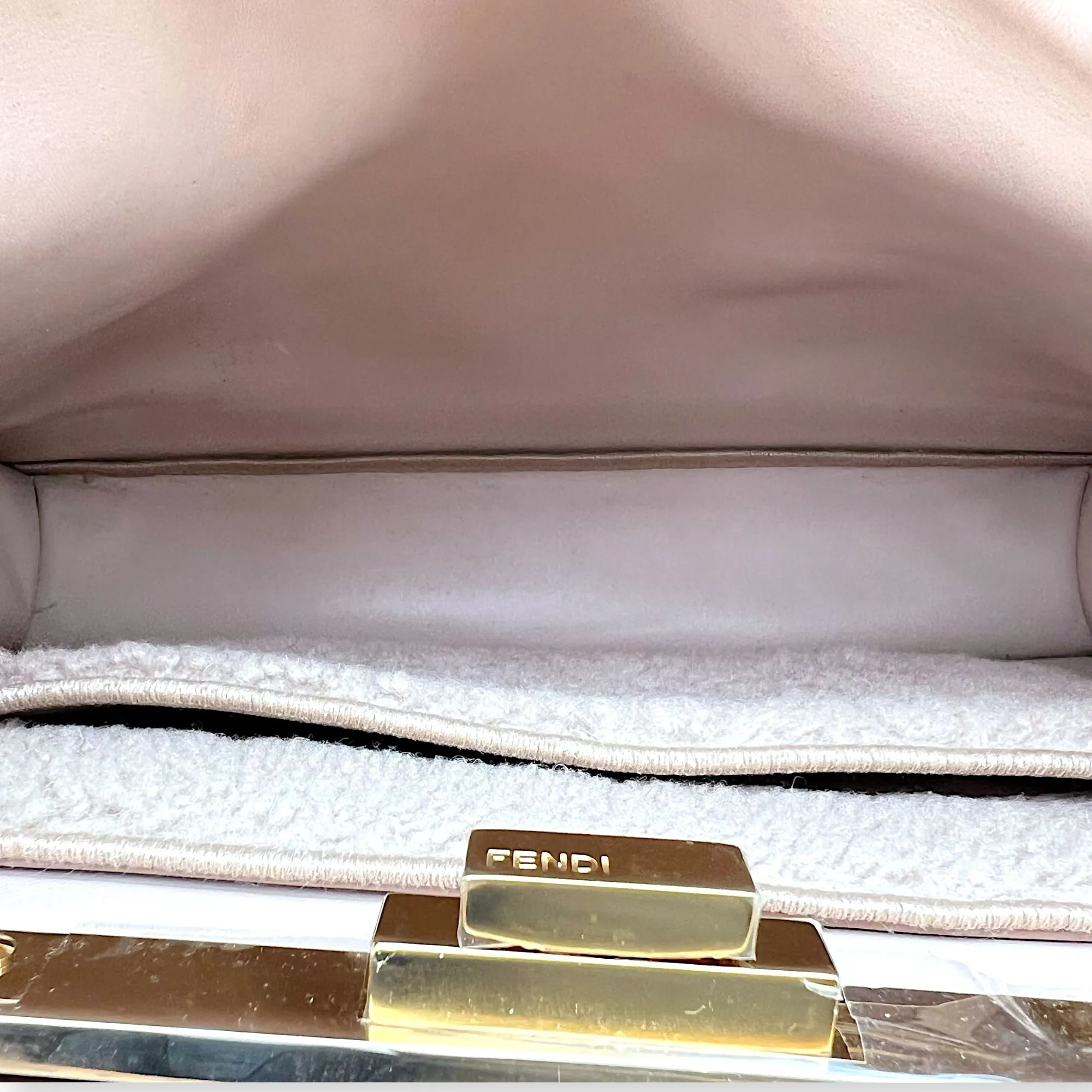 Peekaboo Beige Top Handle Bag in Shearling, Gold hardware