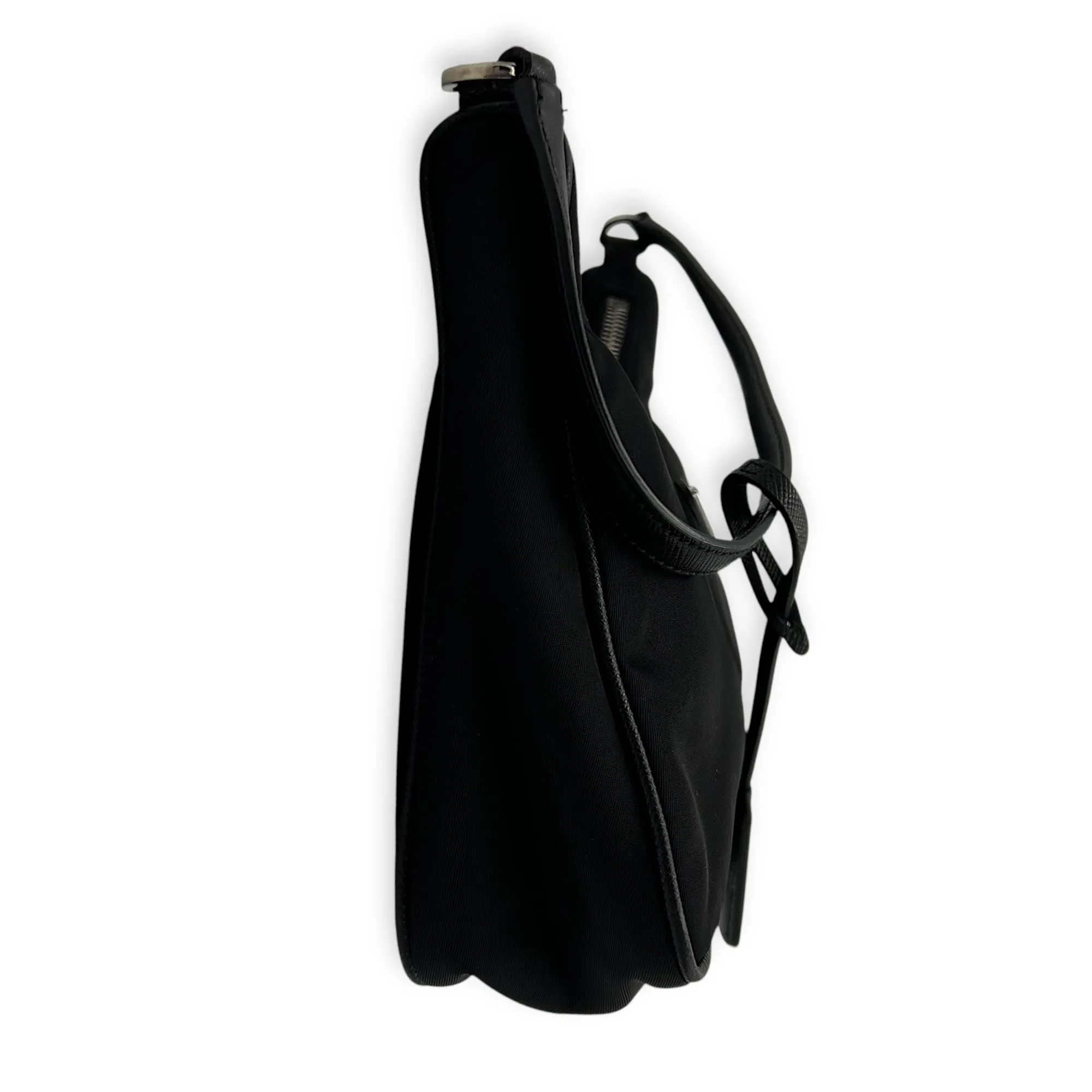 Re-Edition 2000 Shoulder Bag Black in Re-Nylon, Silver hardware