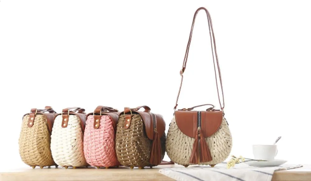 TONWHAR Retro Beach Bag with Tassels Hand-woven Straw Purse